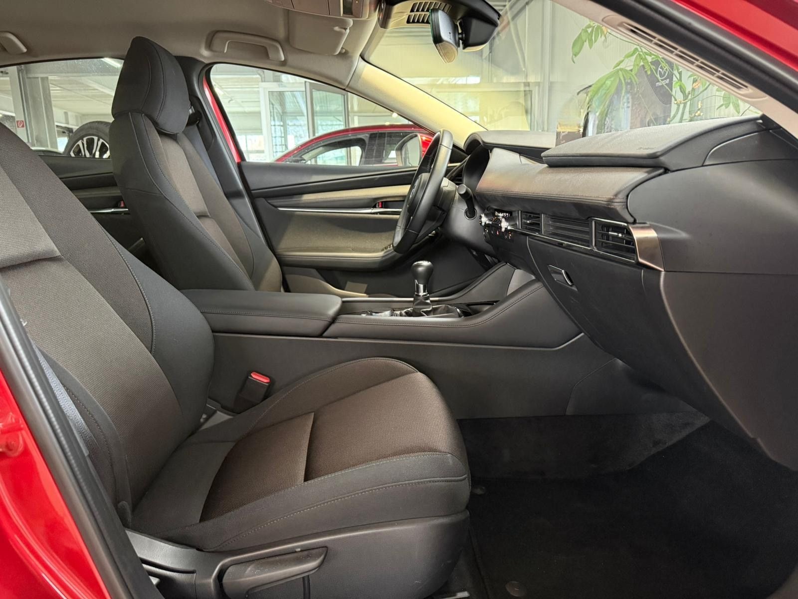 Mazda3 Fastback 150ps Exclusive-line DASO DESI foto 18