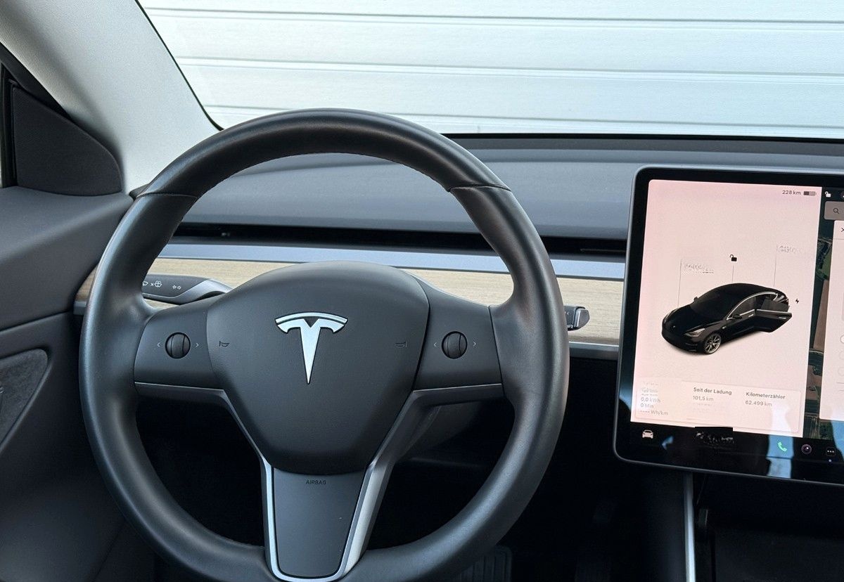 Tesla Model 3 Long Range RWD aus 2.Hand sehr selten! foto 22