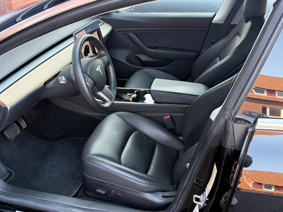 Tesla Model 3 Long Range RWD aus 2.Hand sehr selten! foto 7