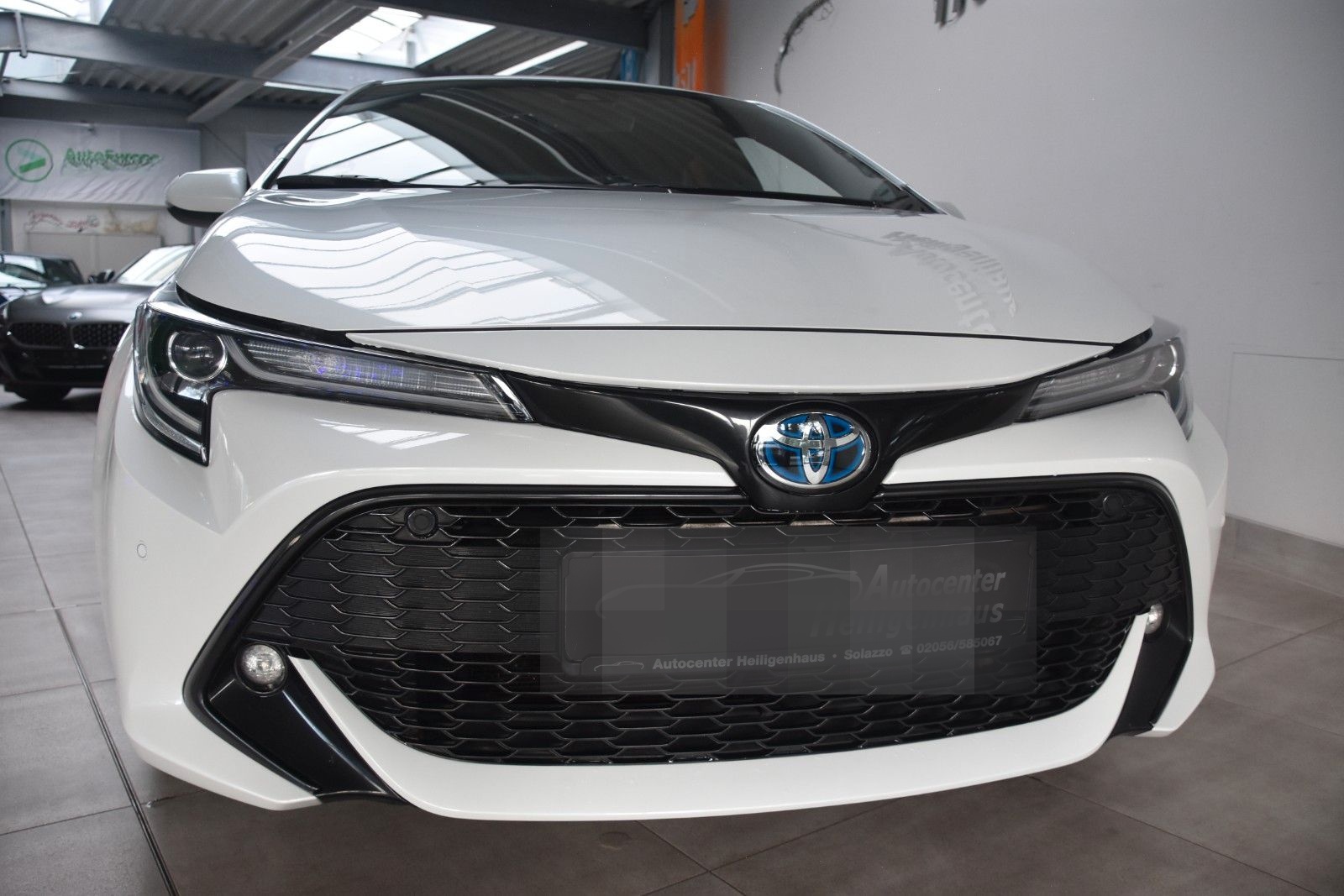 Toyota Corolla Hybrid Team D LED Kamera AppNavi Tempo foto 1