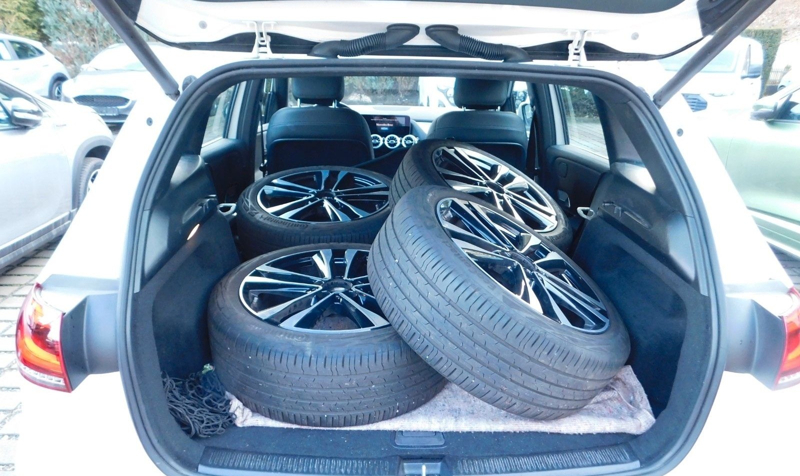 Mercedes-Benz B 180 B B 180 Edition 19 foto 10