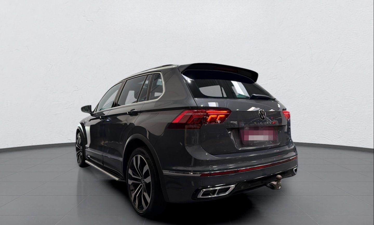Volkswagen Tiguan 4M DSG 3x R LINE MATRIX PANO AHK NAV PRO  foto 4