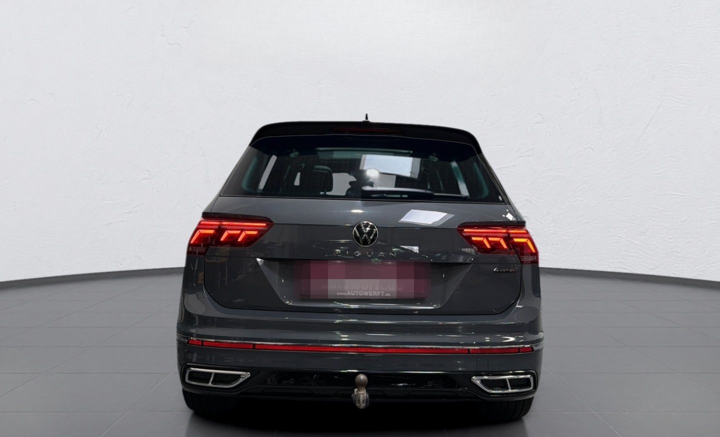 Volkswagen Tiguan 4M DSG 3x R LINE MATRIX PANO AHK NAV PRO  foto 5
