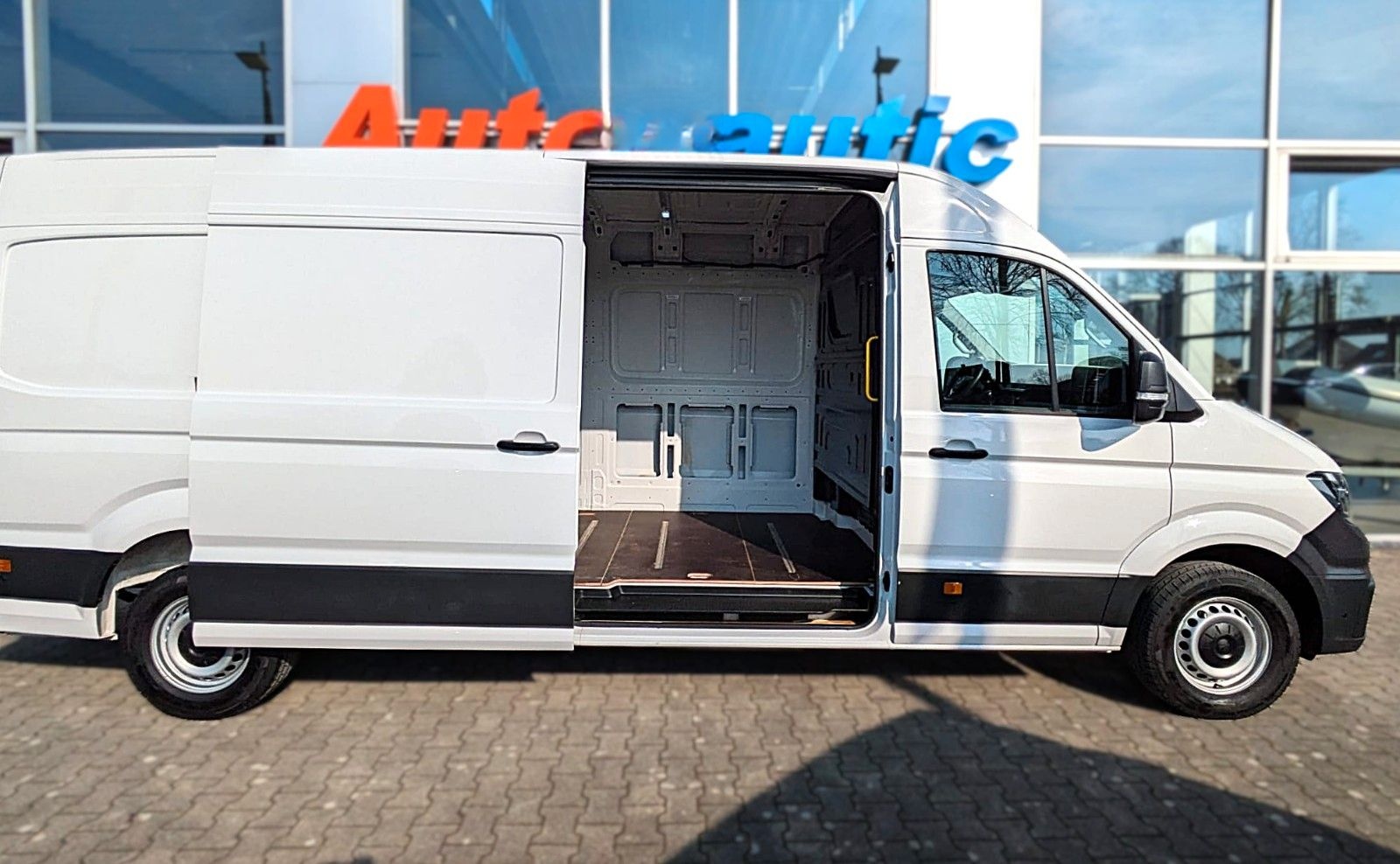 Volkswagen Crafter Kasten AUT. L4H2 KLIMA SITZHZG ACC NAVI foto 15