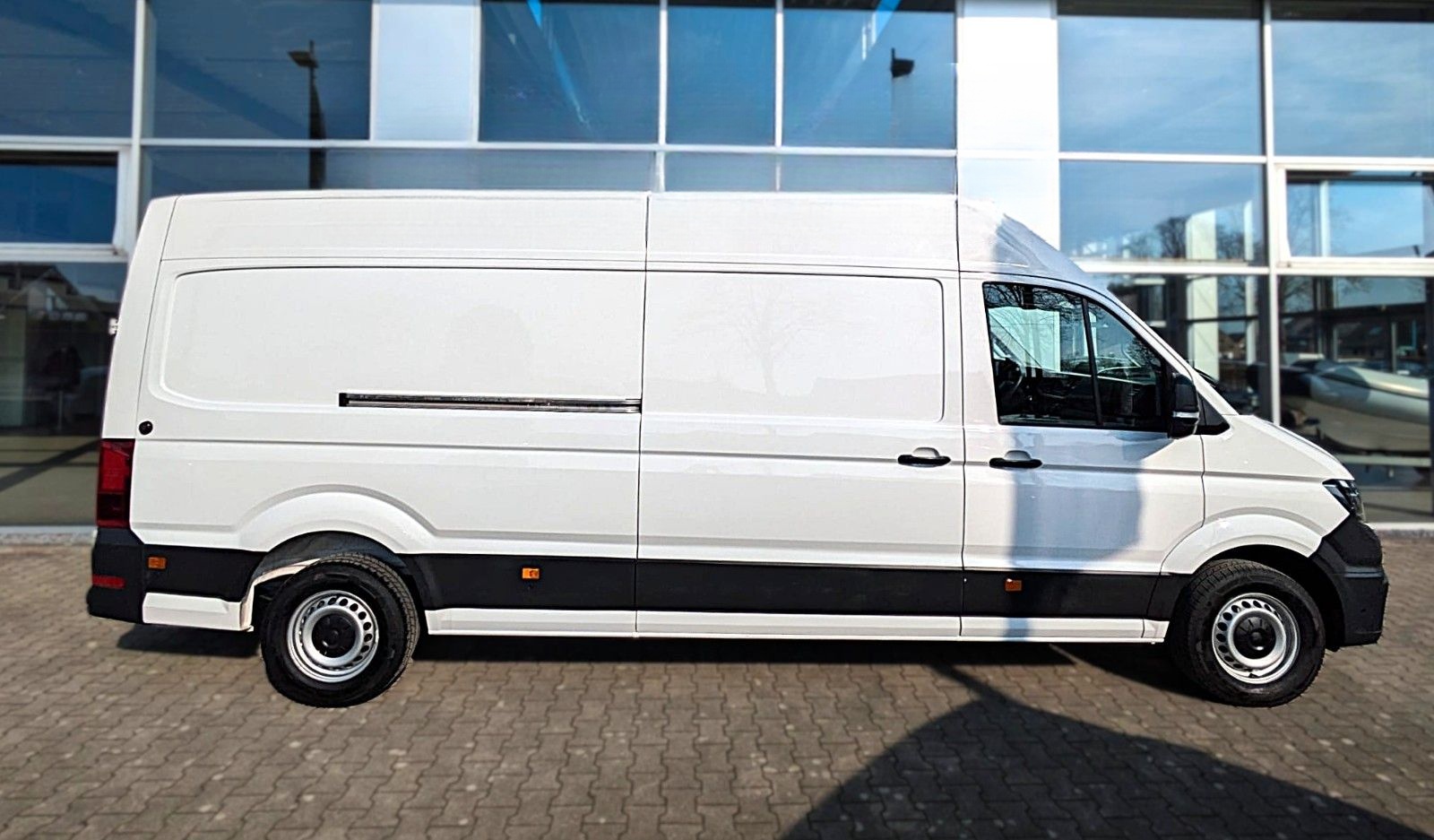 Volkswagen Crafter Kasten AUT. L4H2 KLIMA SITZHZG ACC NAVI foto 9