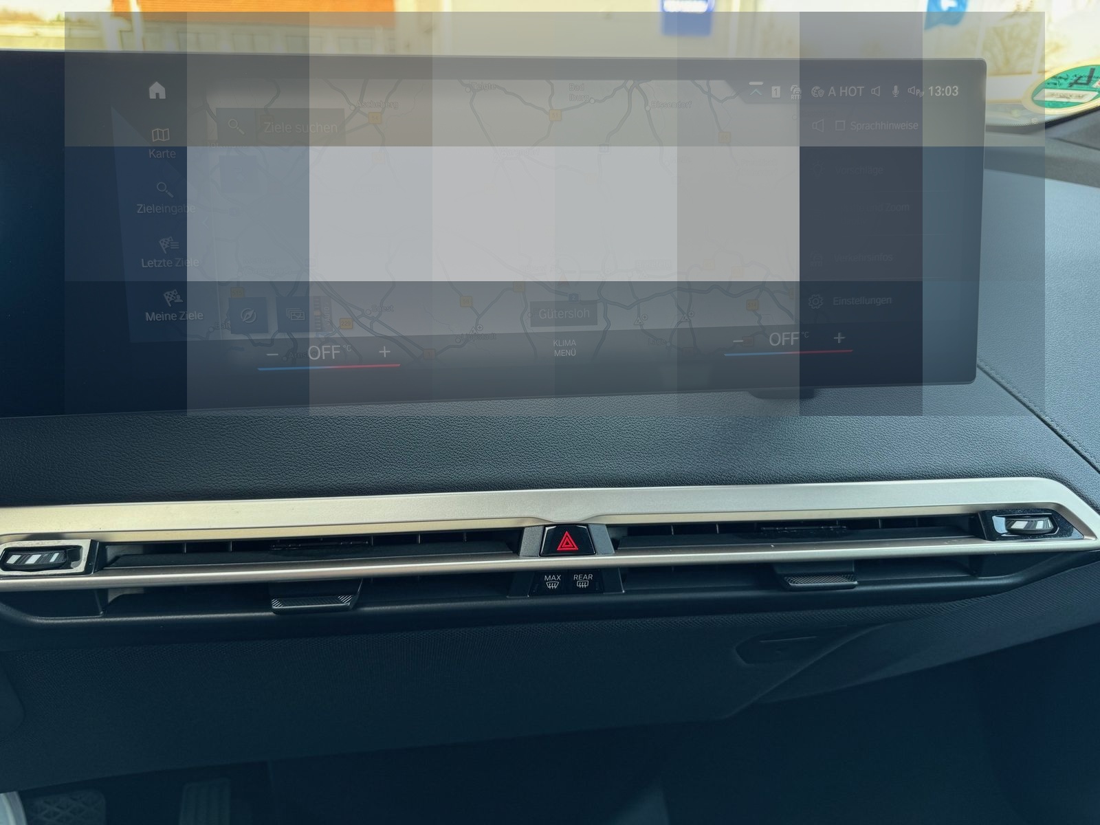 BMW iX xDrive40 Sport PanoramaSky AHK Laser foto 15