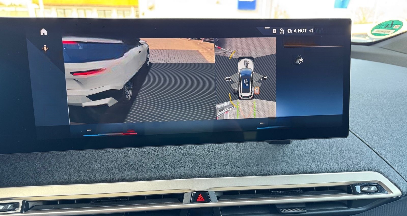 BMW iX xDrive40 Sport PanoramaSky AHK Laser foto 18