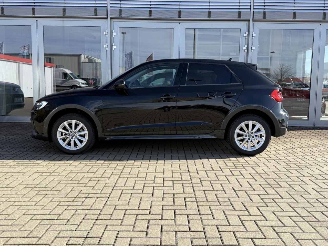 Audi A1 allstreet 30 TFSI S-tronic KAMERA, LED, ACC, foto 2