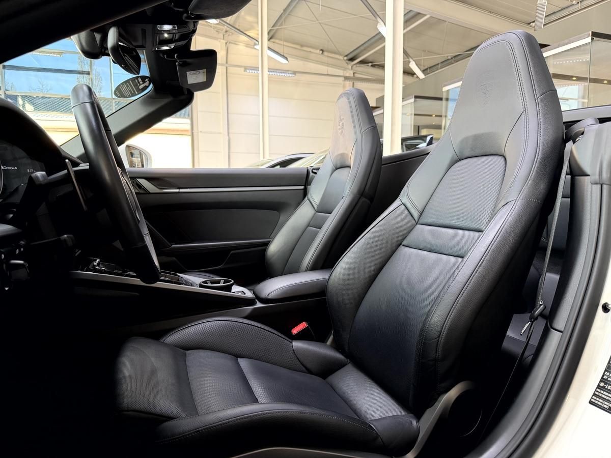 Porsche 911 Carrera S Cabrio LED 14-Wege Sport-AGA BOSE  foto 10