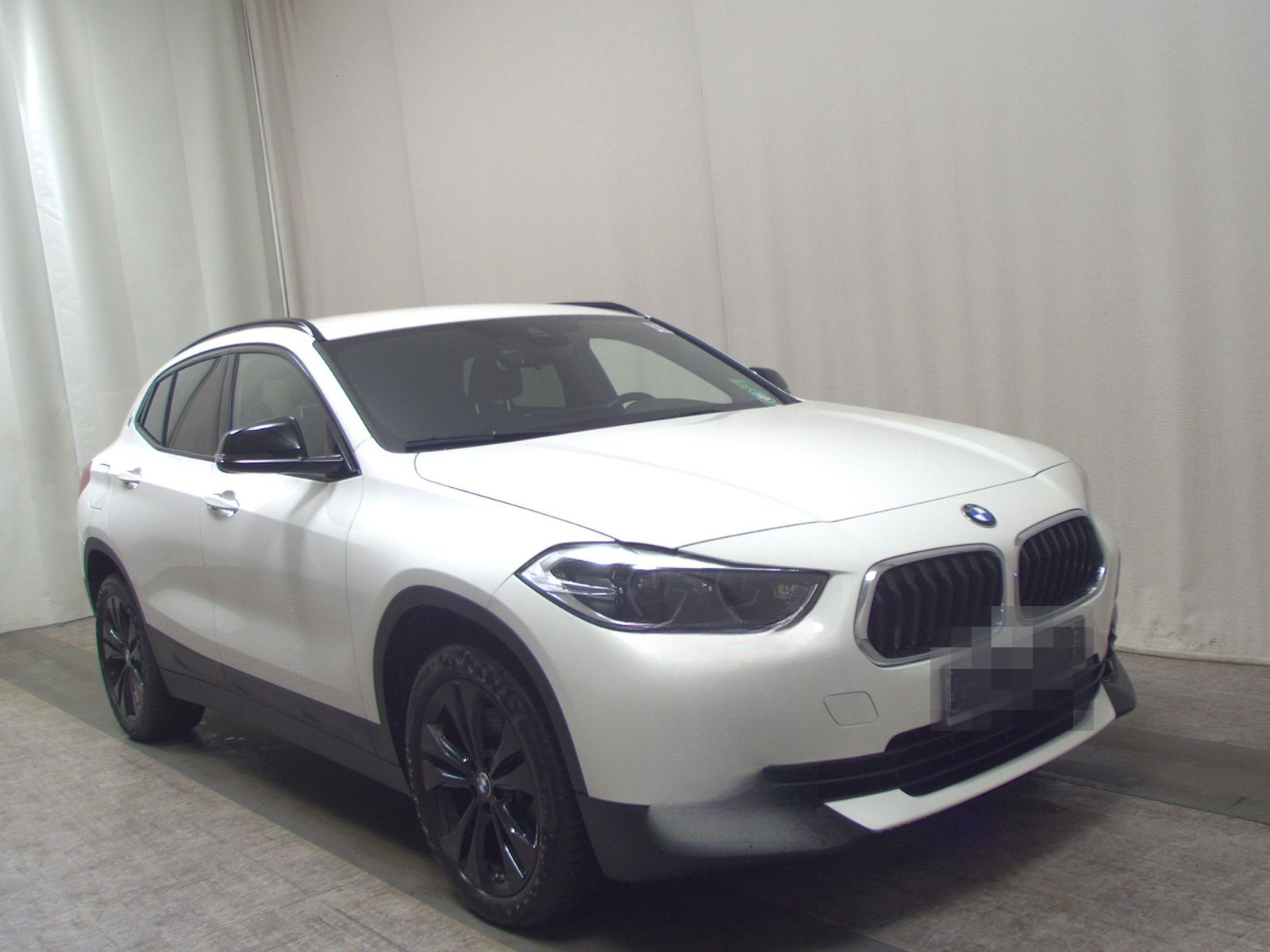 BMW X2 xDrive20d Advantage Navi LED HuD RFK AHK foto 3