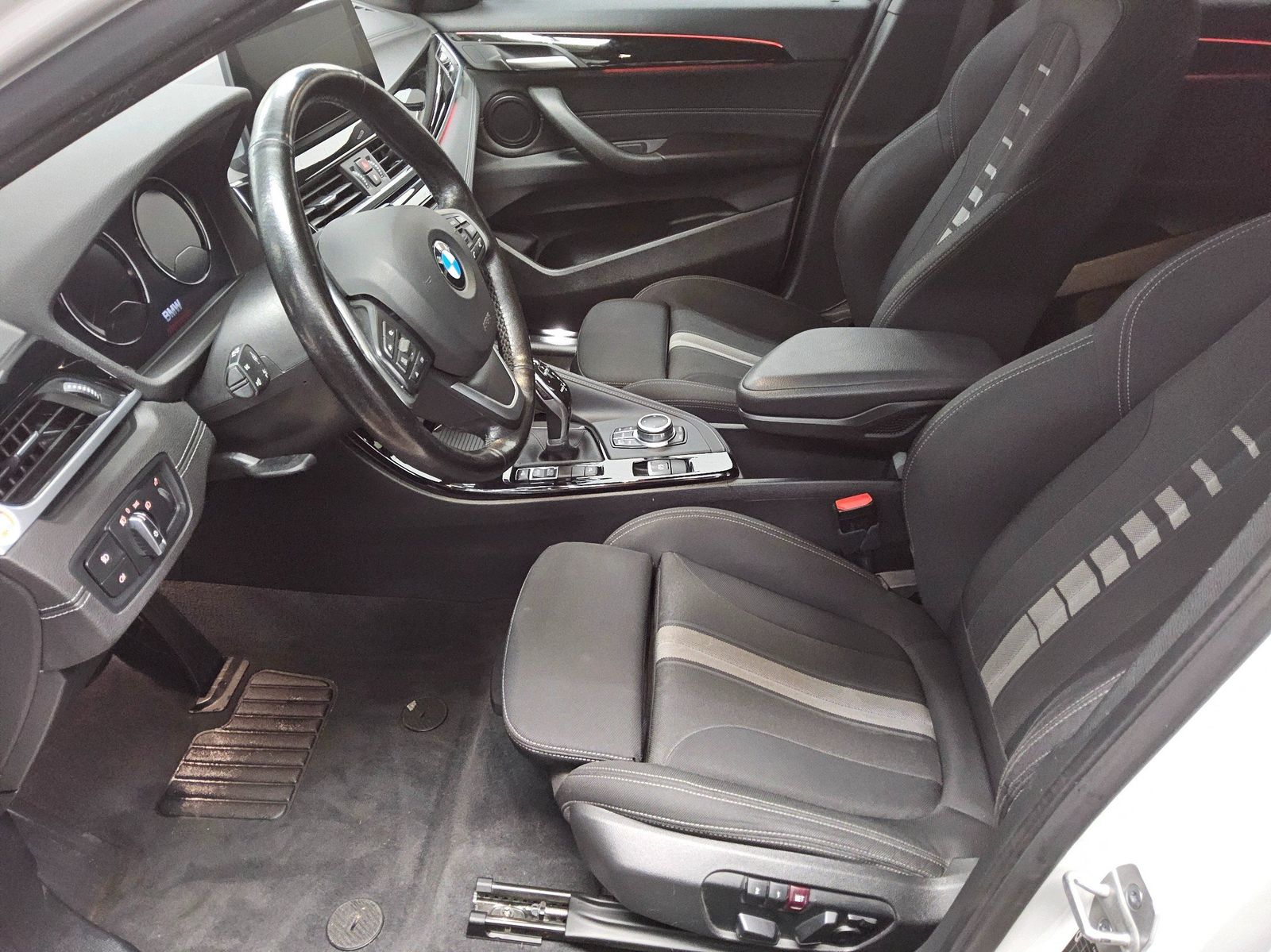 BMW X2 xDrive20d Advantage Navi LED HuD RFK AHK foto 8