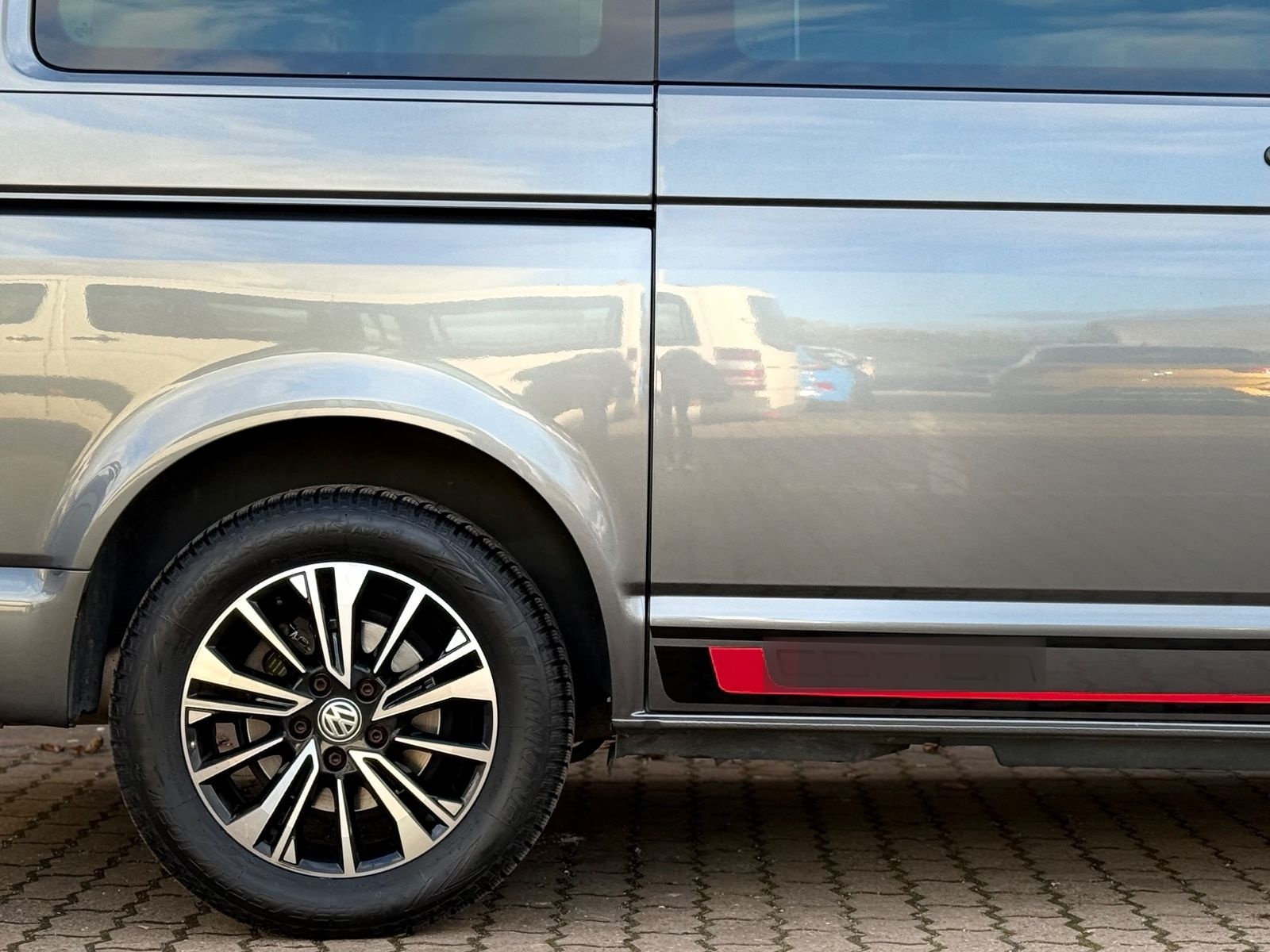 Volkswagen T6.1 Multivan EDITION/Navi/SHZ/Apple/CAM/Tempo/ foto 7