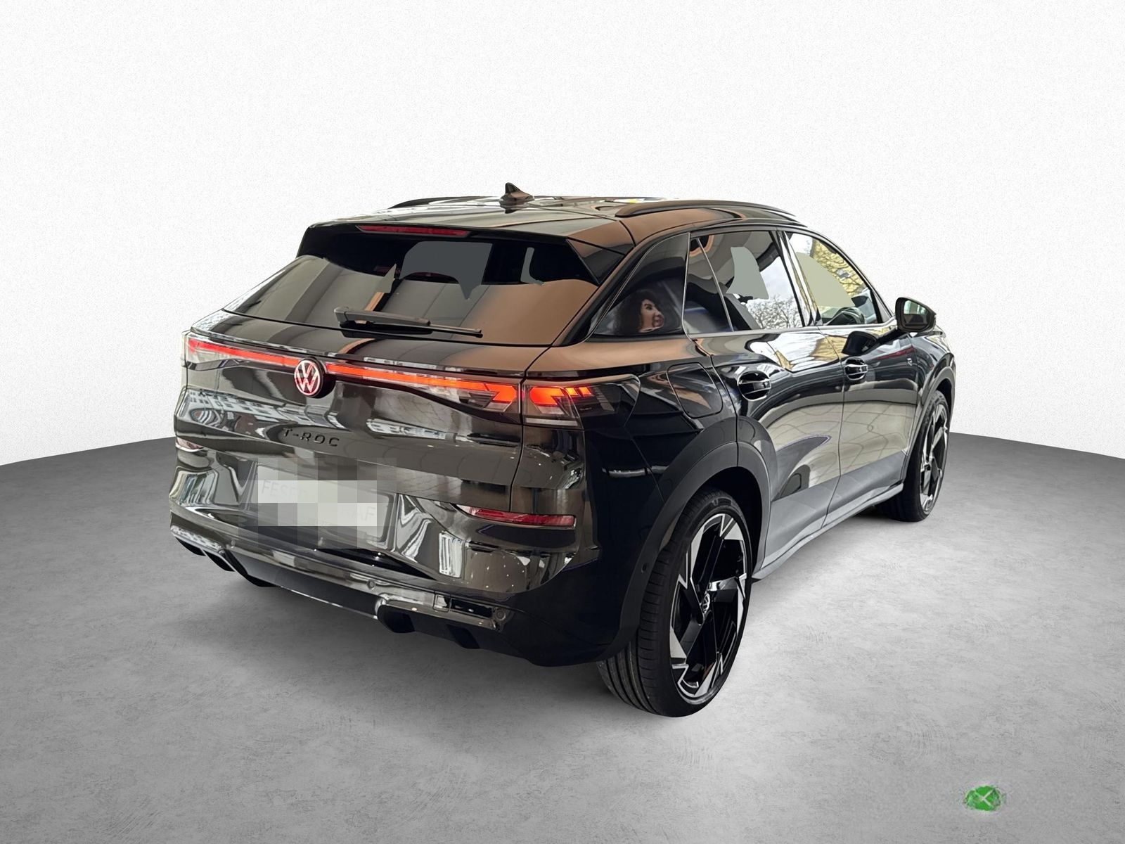 Volkswagen T-Roc R-Line 1.5 l eTSI OPF 110 kW (150 PS) 7-Ga foto 4