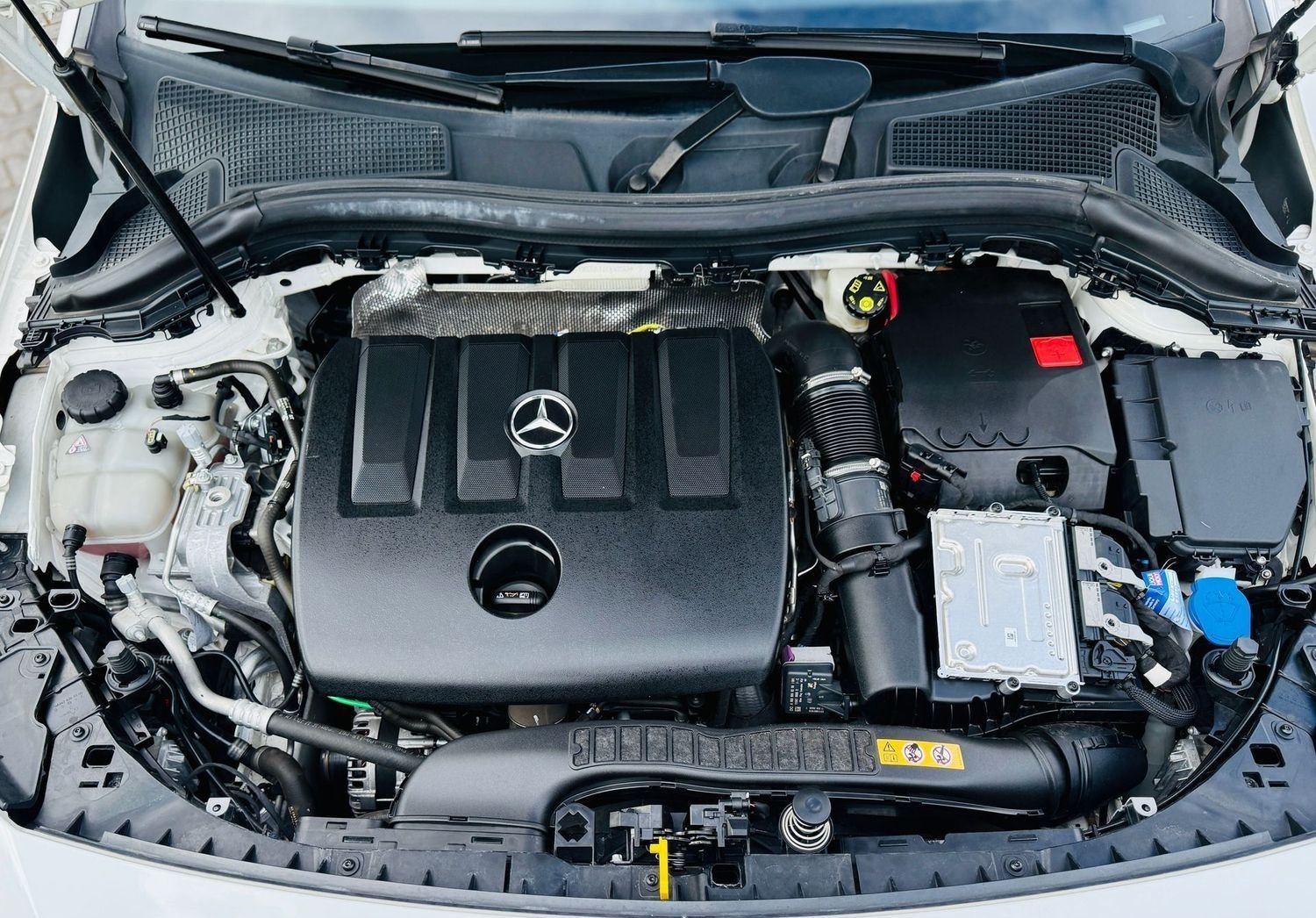 Mercedes-Benz B 180 d PROGRESSIVE, Autom. ,AHK, Tot, LED, Navi foto 20