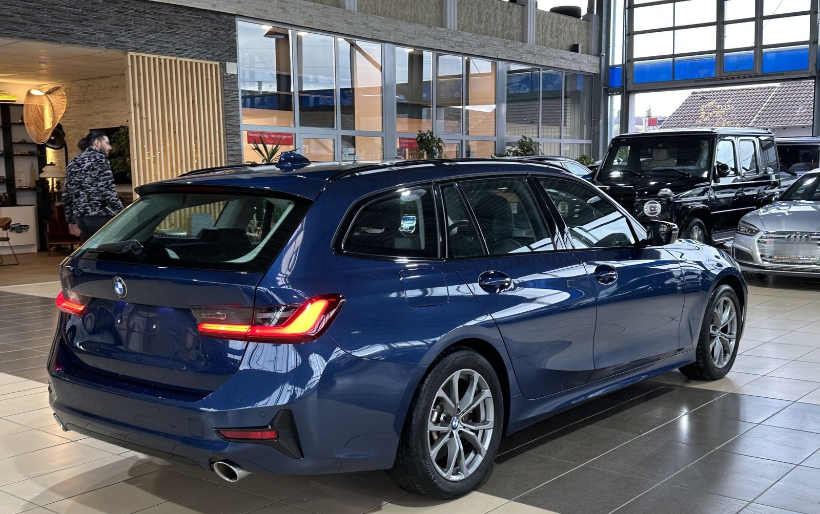 BMW 330 e Sport Line LED ACC PDC SHZ DAB dig.Cockpit foto 6