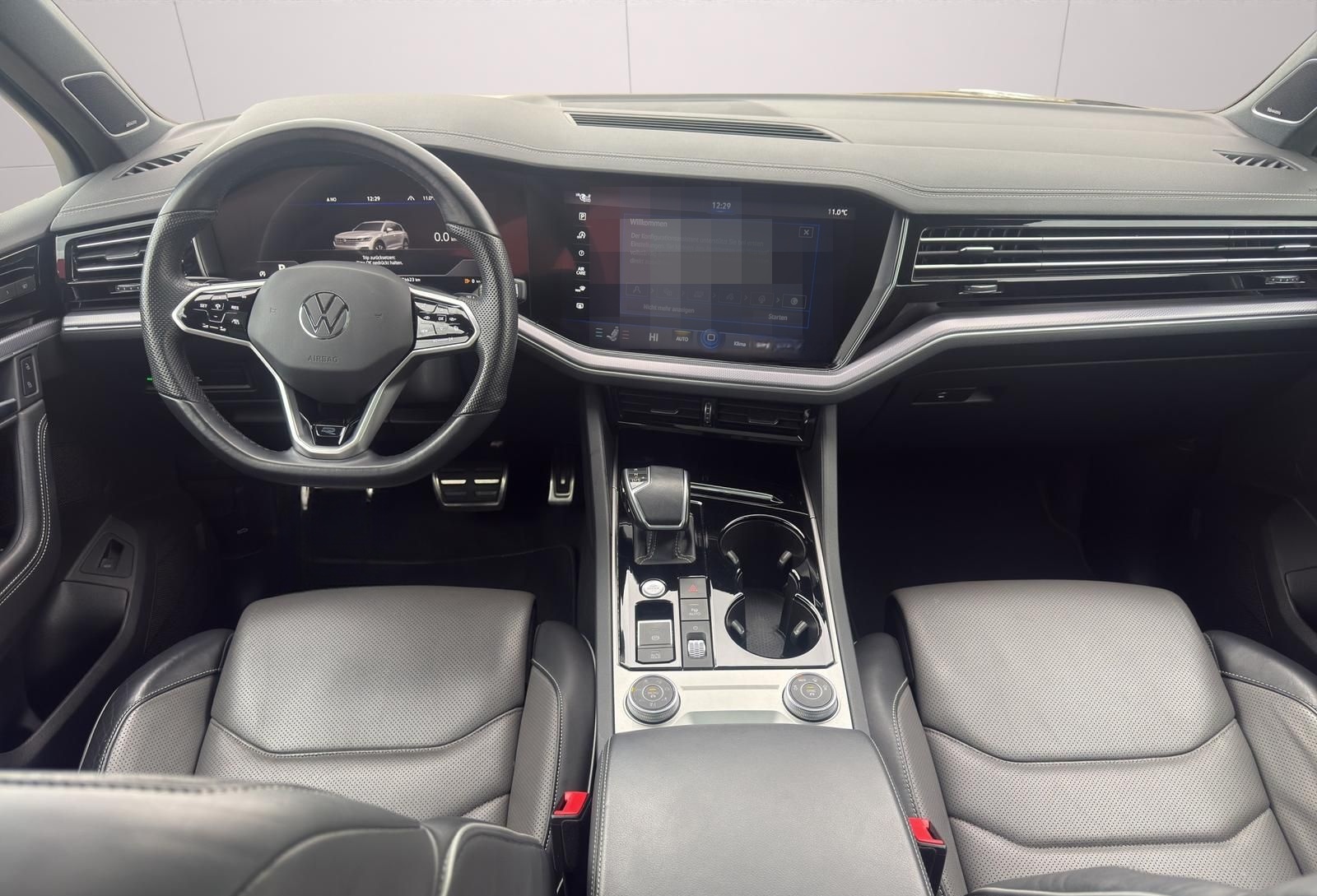 Volkswagen Touareg 3.0 V6 TDI DSG R-Line 4x4*ST.HZG*PANO*36 foto 11