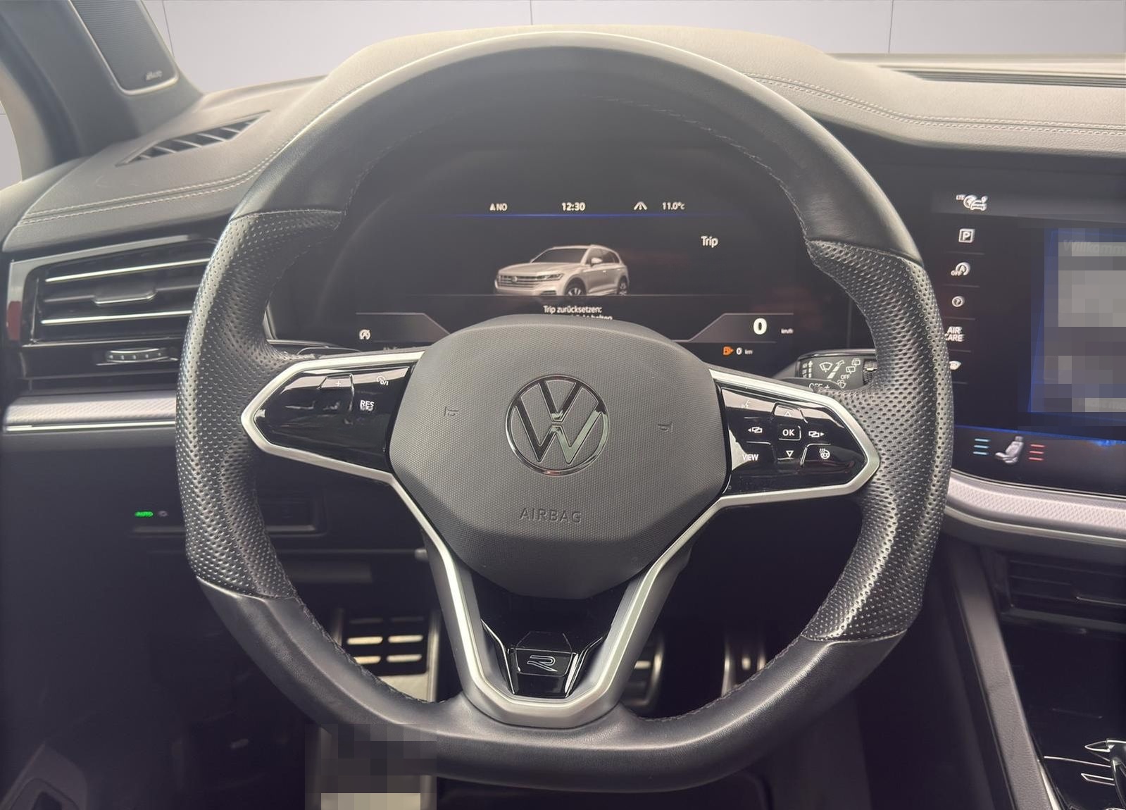 Volkswagen Touareg 3.0 V6 TDI DSG R-Line 4x4*ST.HZG*PANO*36 foto 16