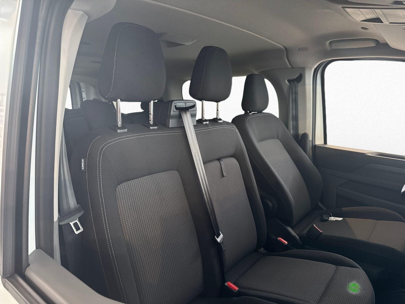 Volkswagen T7 Kombi 2,0 l TDI 110 kW foto 5