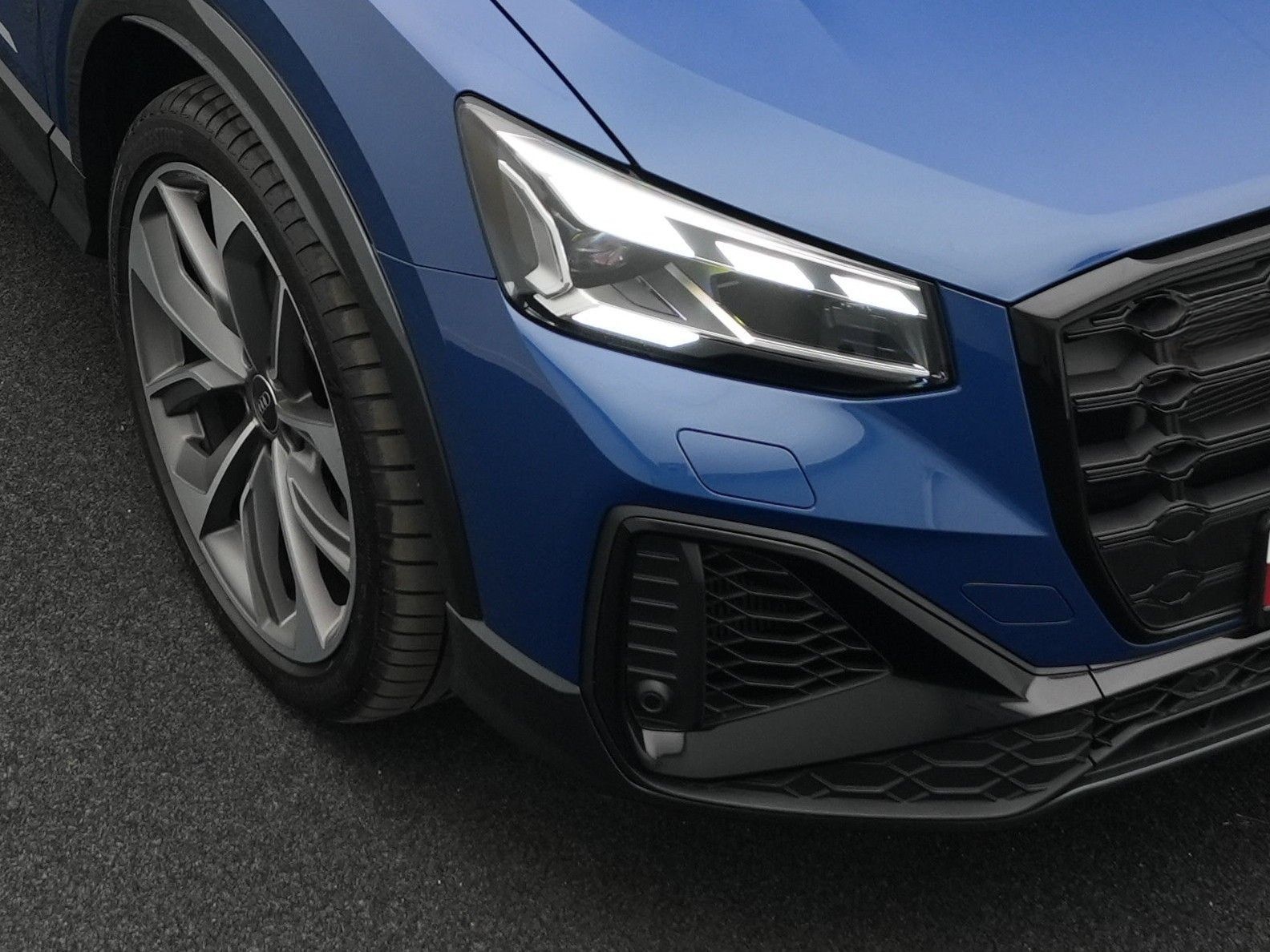Audi SQ2 2.0 TFSI quattro *AHK*MATRIX*SPUR*SONOS*19'' foto 20