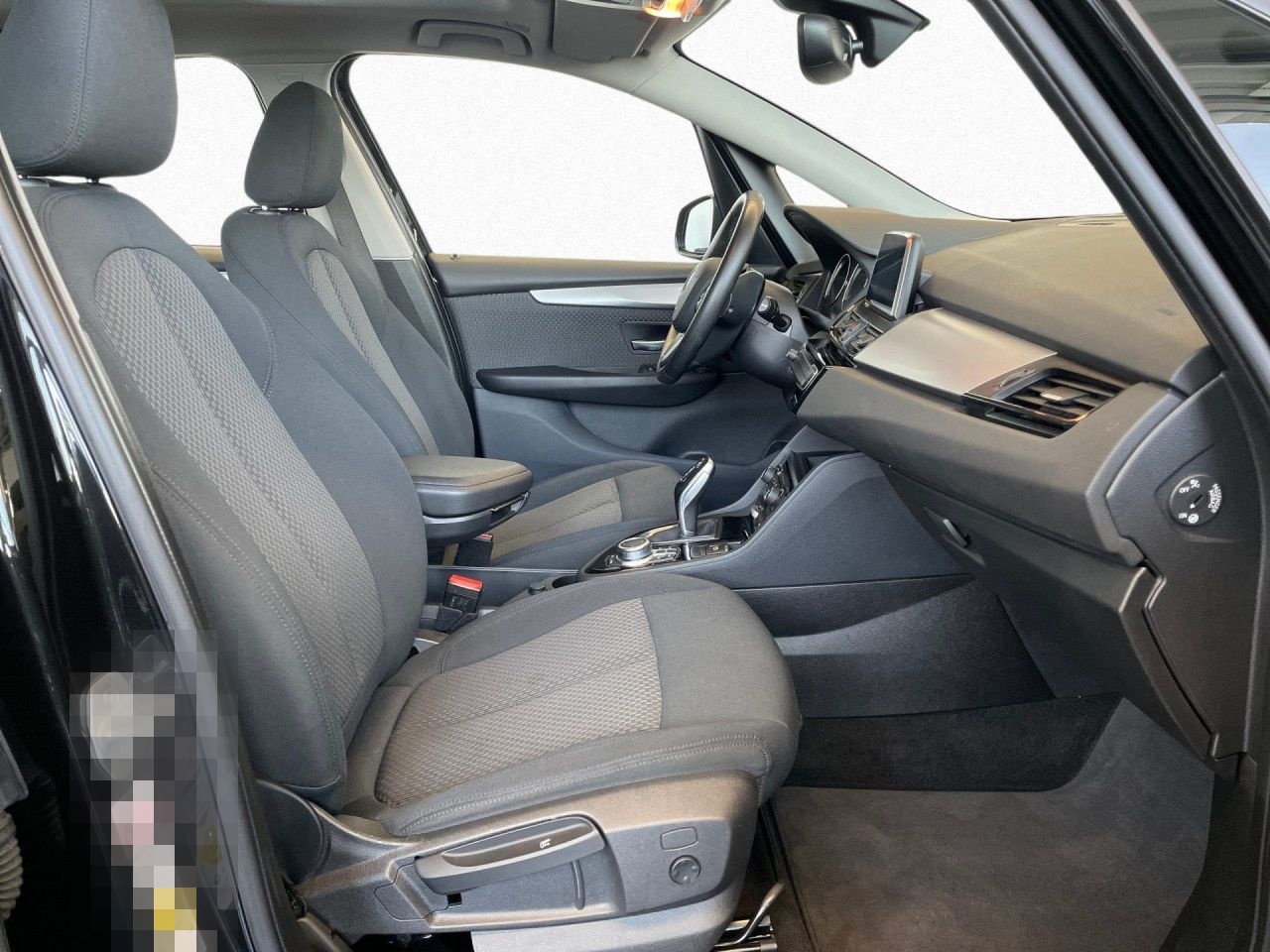 BMW 218d xDrive Active Tourer Aut.AHK,PANO,DA,PA,KAM foto 8