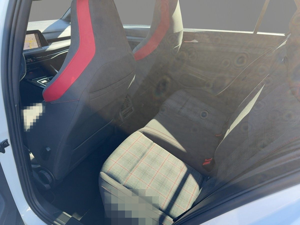 Volkswagen Golf GTI BLACK STYLE 2.0 TSI DSG IQ-LED NAV KAM foto 8