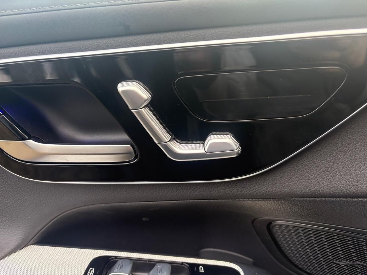 Mercedes-Benz GLC 300 d 4M AMG Distronic Pano AHK Winter 360 foto 22