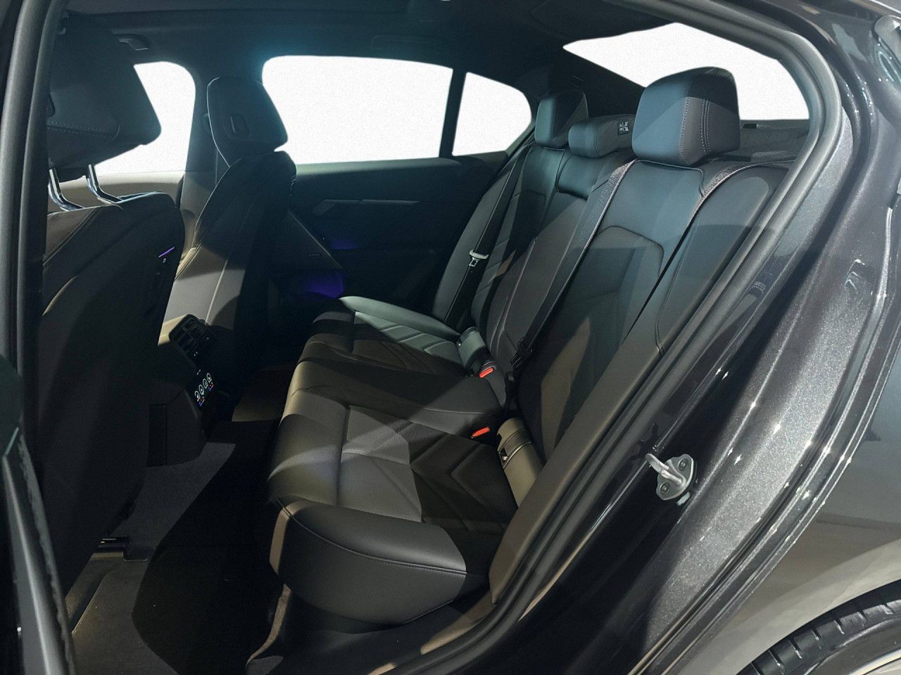 BMW 540d xdrive M-Sport HUD H&K Pano foto 13