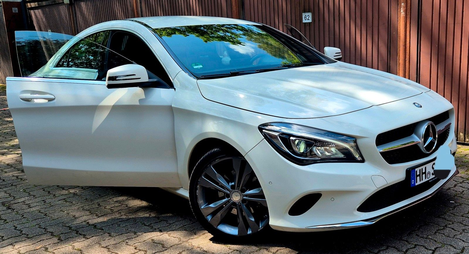 Mercedes-Benz CLA 180 Urban/7G-TRONIC/Limousine  foto 8