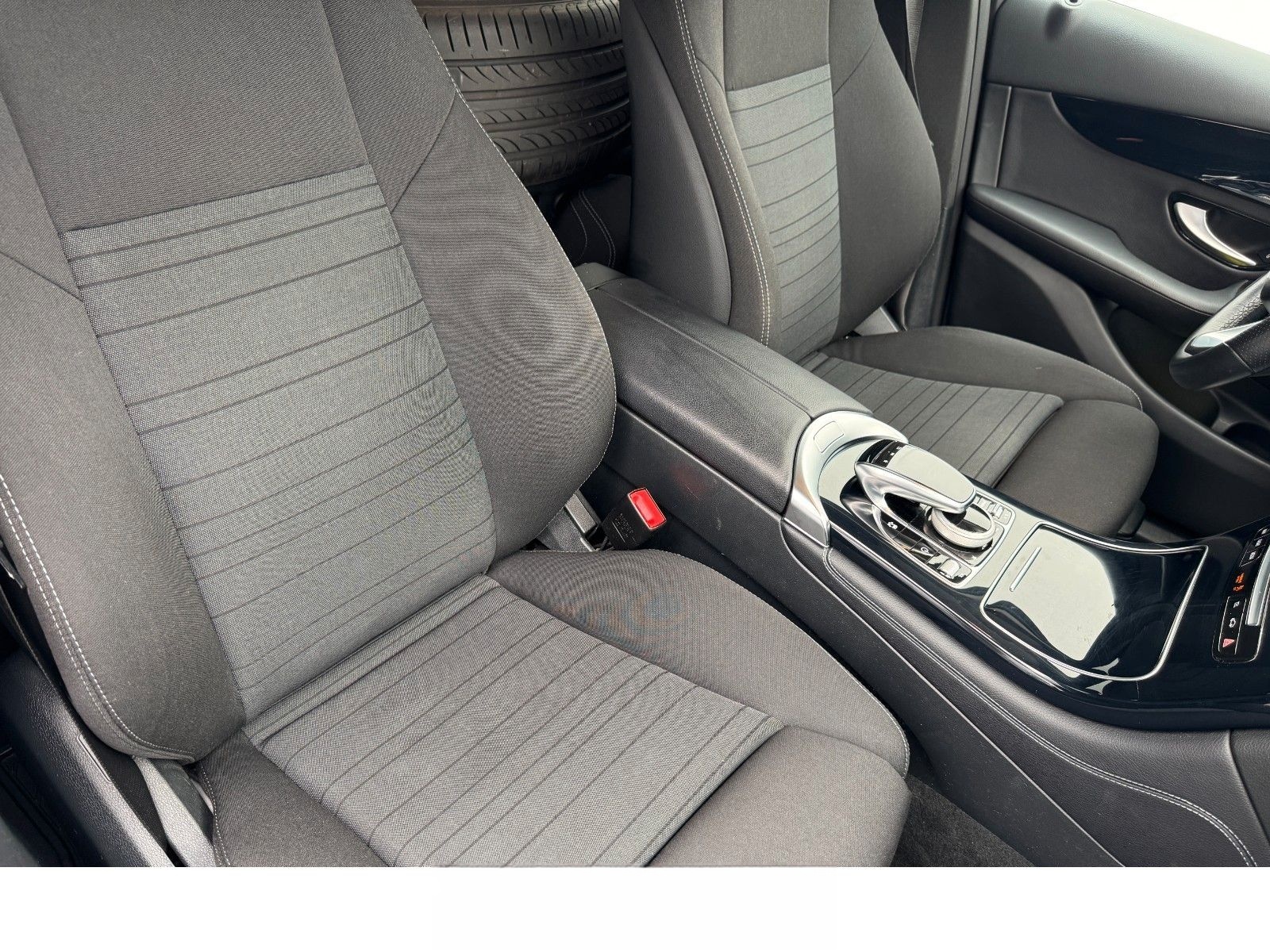 Mercedes-Benz GLC 220 d 4Matic/Distro/LED/NAVI/AHK/Spurhalte foto 13