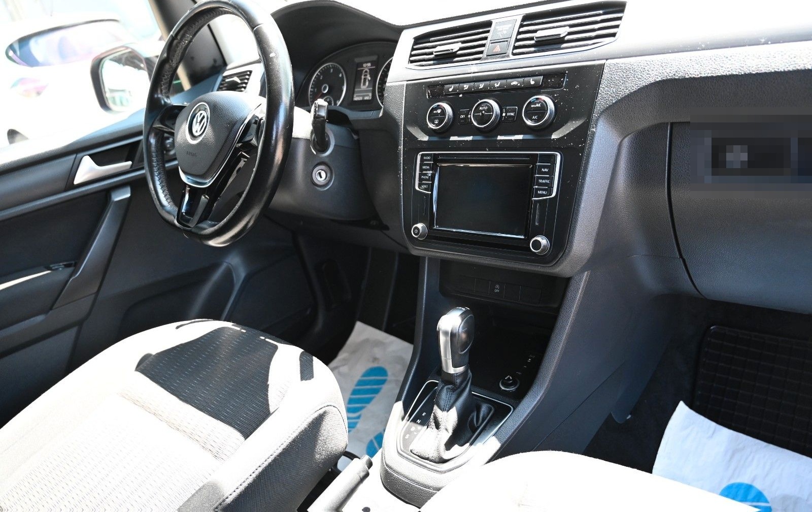 Volkswagen Caddy PKW Maxi Comfortline/7 SITZE/AHK foto 18