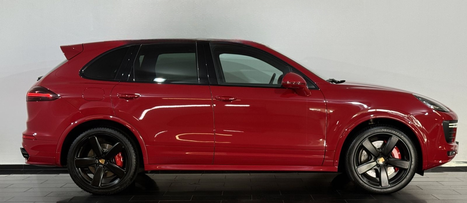 Porsche Cayenne GTS*Pano*360°*Chrono*BOSE*Luft*18-Wege* foto 4