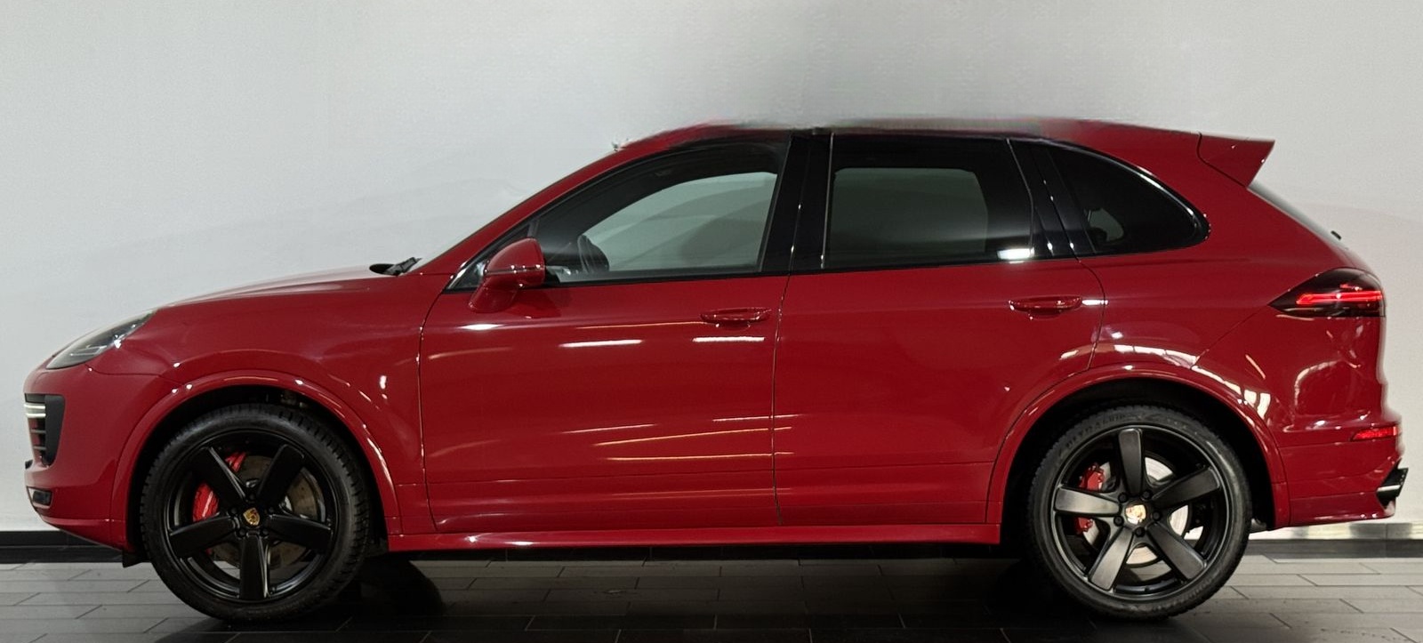 Porsche Cayenne GTS*Pano*360°*Chrono*BOSE*Luft*18-Wege* foto 10