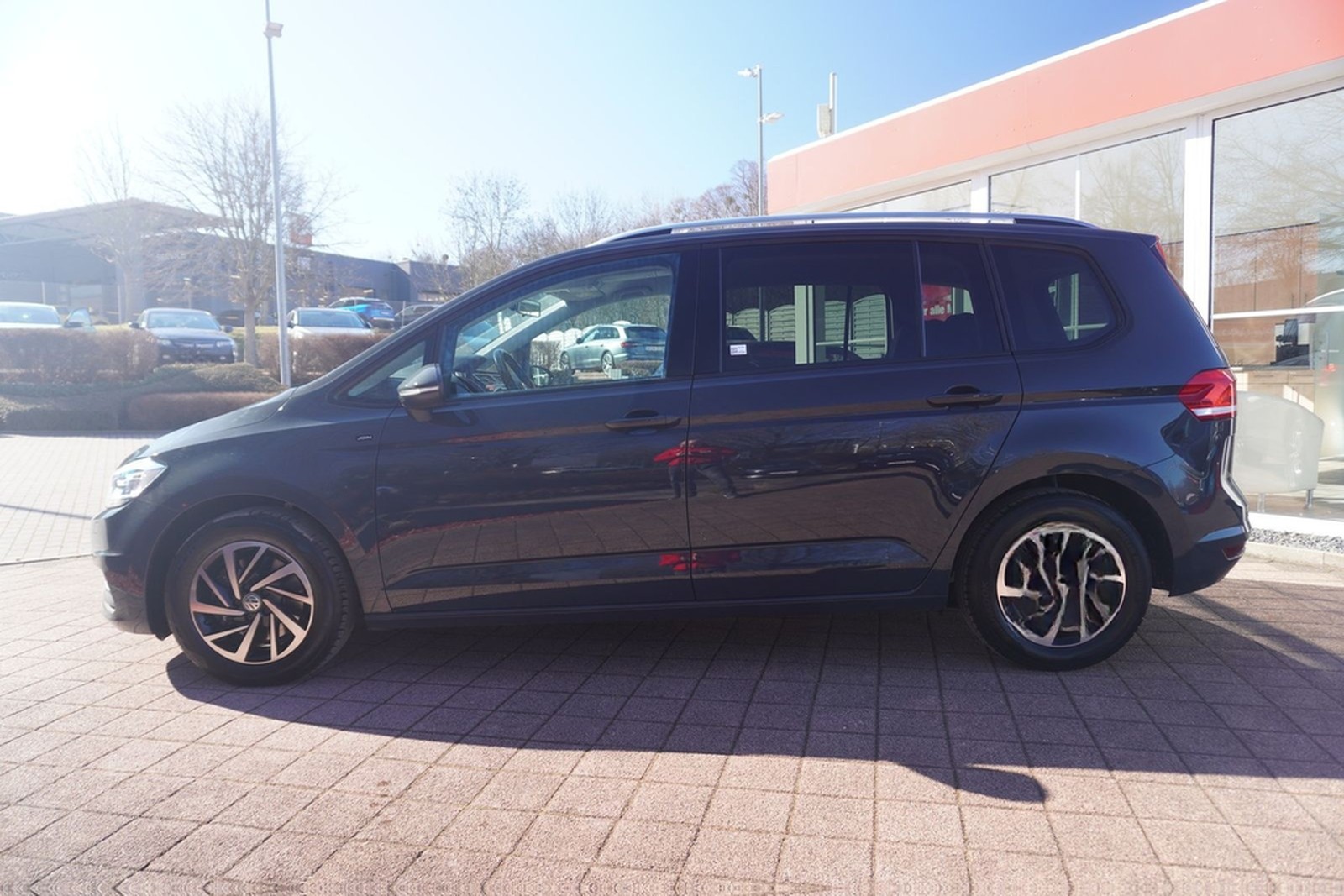 Volkswagen Touran 1.5 TSI Join LED Standheizung Navi ACC foto 7