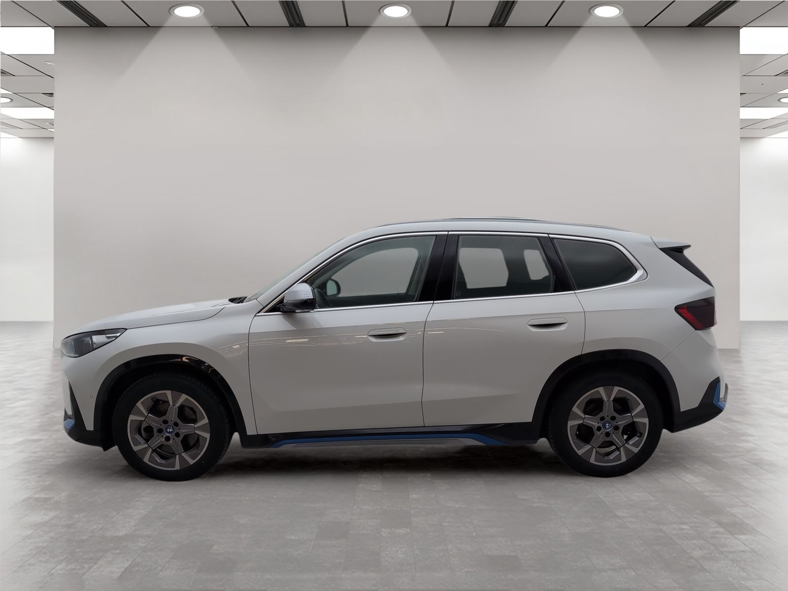 BMW iX1 xDrive30 Dig.Cockpit LED Shz. Sportfw. 4WD foto 2