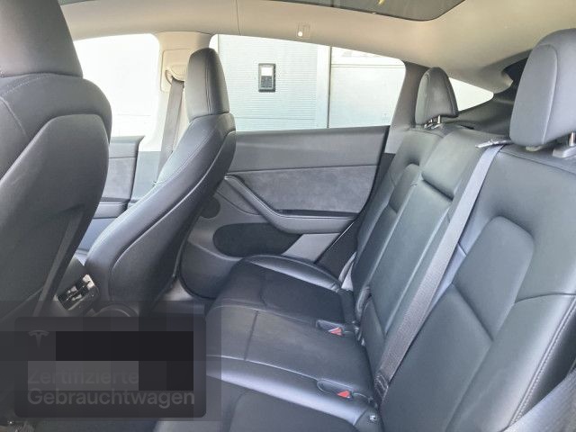 Tesla Model Y Long Range AWD foto 12