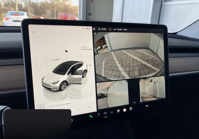 Tesla Model Y Long Range AWD foto 15