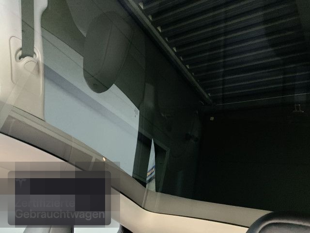 Tesla Model Y Long Range AWD foto 18