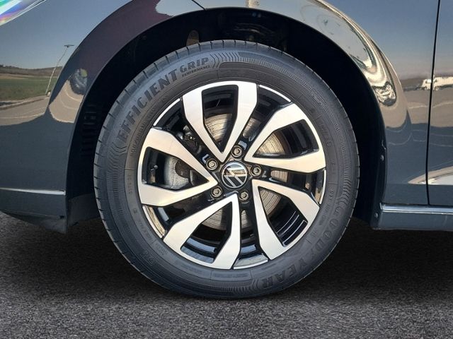 Volkswagen Golf VIII 2.0 TDI DSG ACTIVE LED+ACC+NAVI.+SIHZ+ foto 6