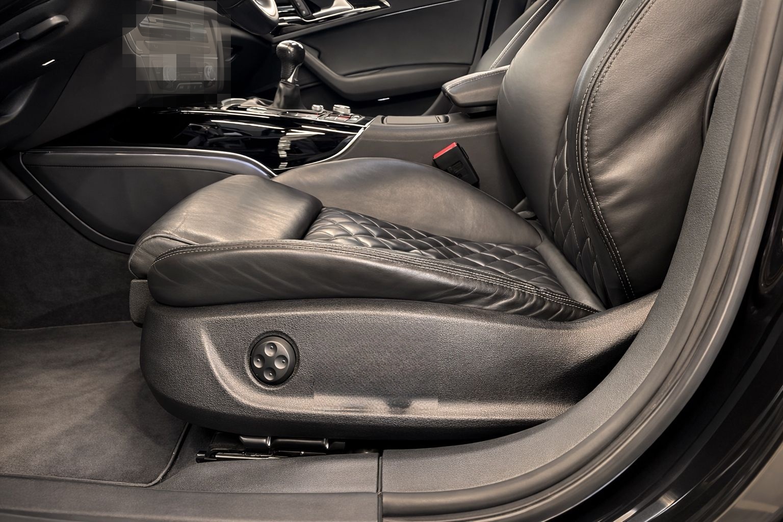 Audi A6 Avant 2.0 TDI sport selection foto 23