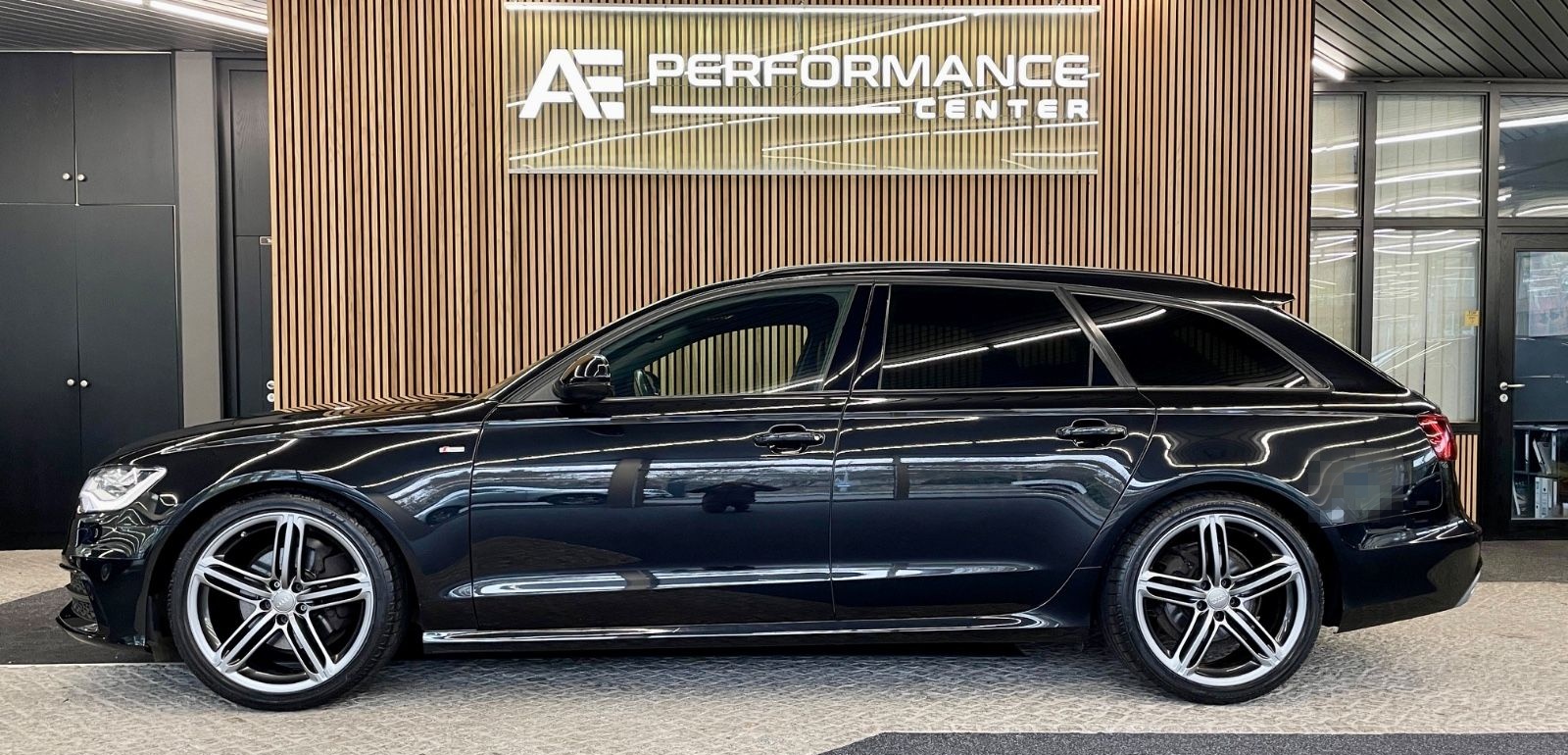 Audi A6 Avant 2.0 TDI sport selection foto 4