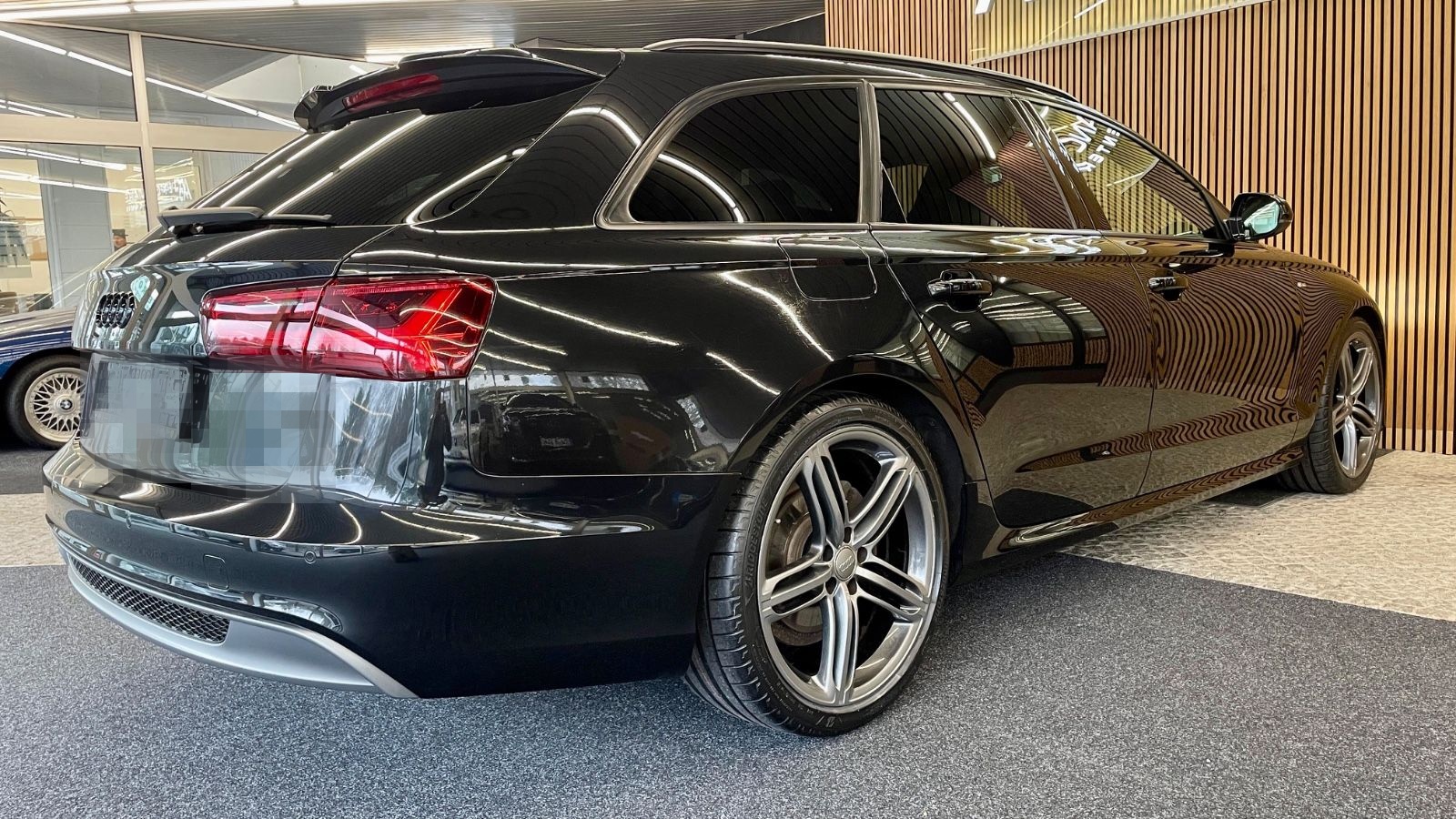 Audi A6 Avant 2.0 TDI sport selection foto 10