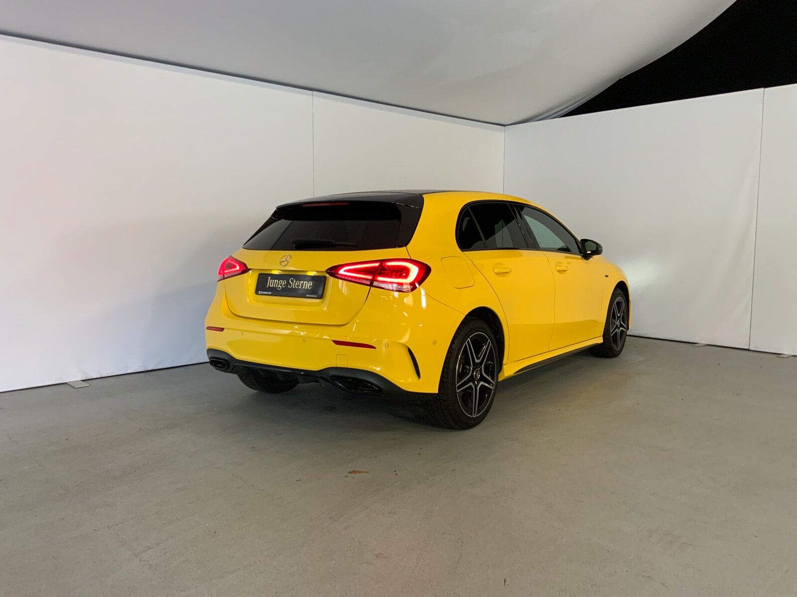 Mercedes-Benz A 250 e AMG Line/Sondermodell Inspiration/Navi foto 5