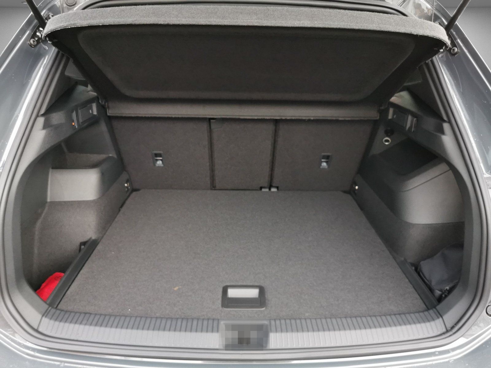 Volkswagen Tiguan R-Line 2.0 l TDI 193 PS DSG Navi Matric A foto 14