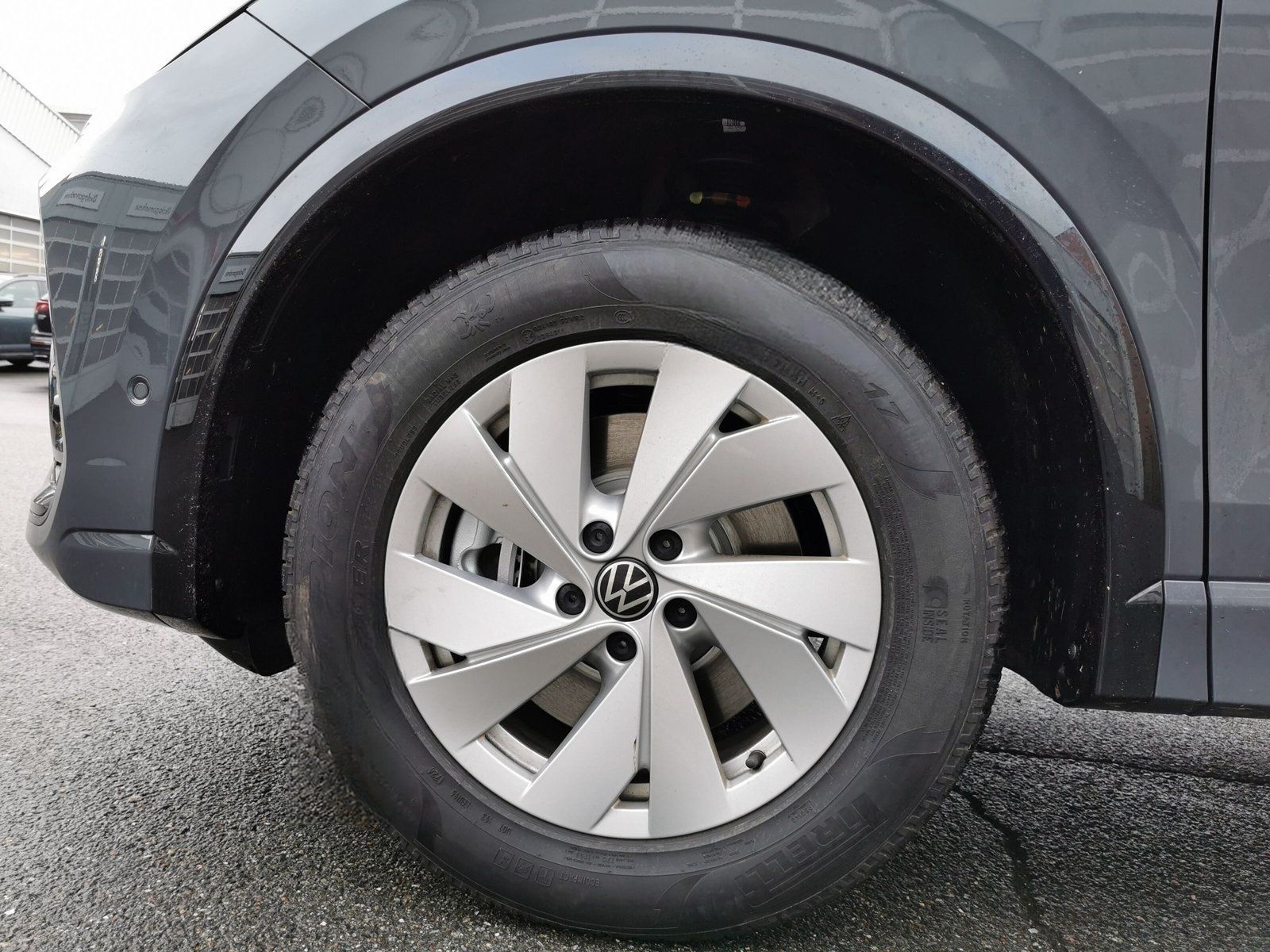 Volkswagen Tiguan R-Line 2.0 l TDI 193 PS DSG Navi Matric A foto 9