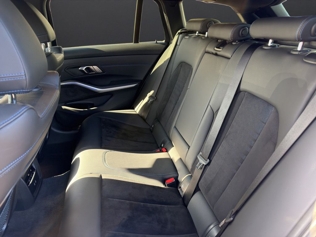BMW 320d T. M-SPORT LASER NAVI KAMERA STANDH ACC 18" foto 6