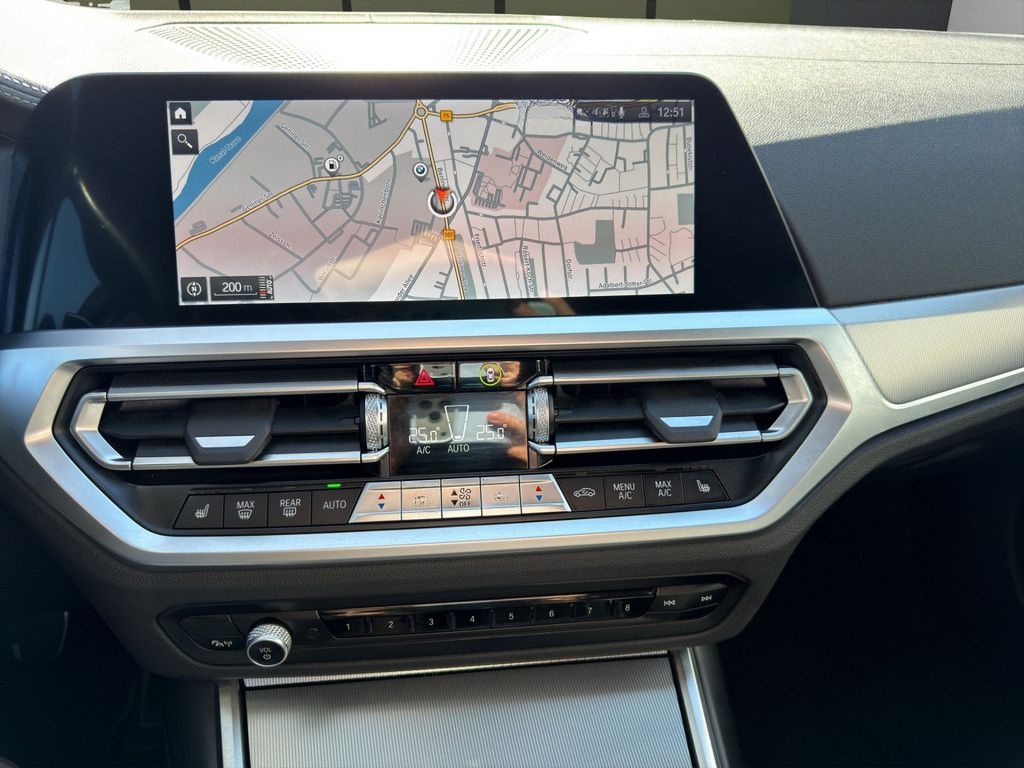 BMW 320d T. M-SPORT LASER NAVI KAMERA STANDH ACC 18" foto 10
