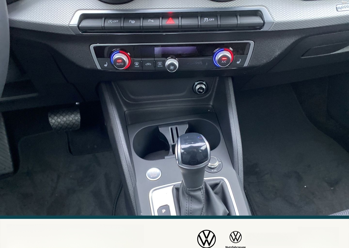 Audi Q2 S line 35 TFSI S-tronic ACC LED KAMERA AHK NA foto 16