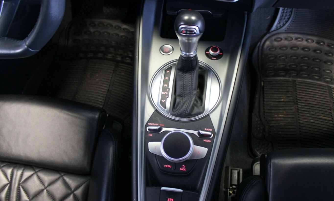 Audi TT 1.8 TFSI S tronic S Line Paket foto 13