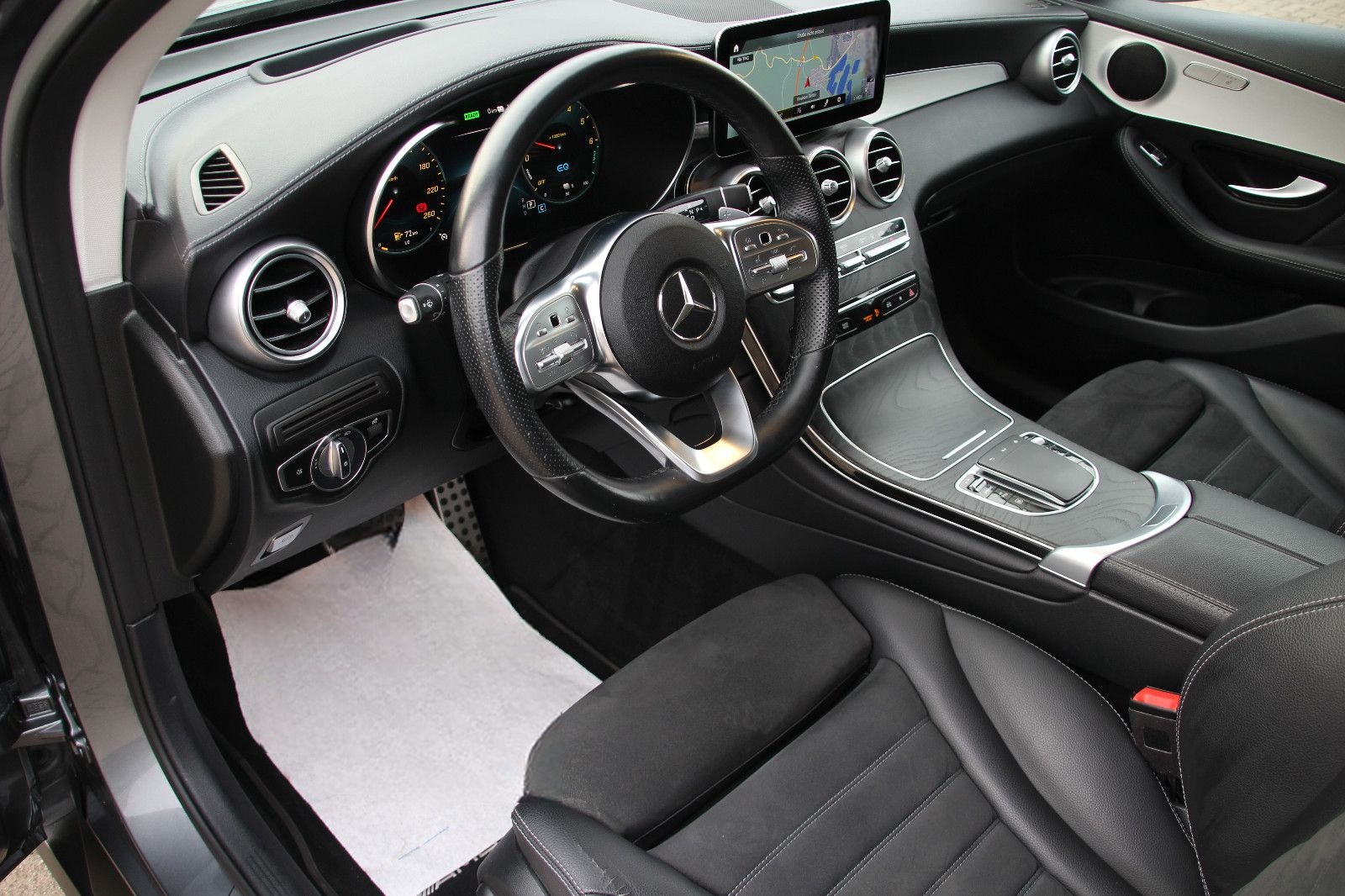 Mercedes-Benz GLC 300de 4Matic AMG-Line LED/HUD/DigiTacho/1HD foto 21