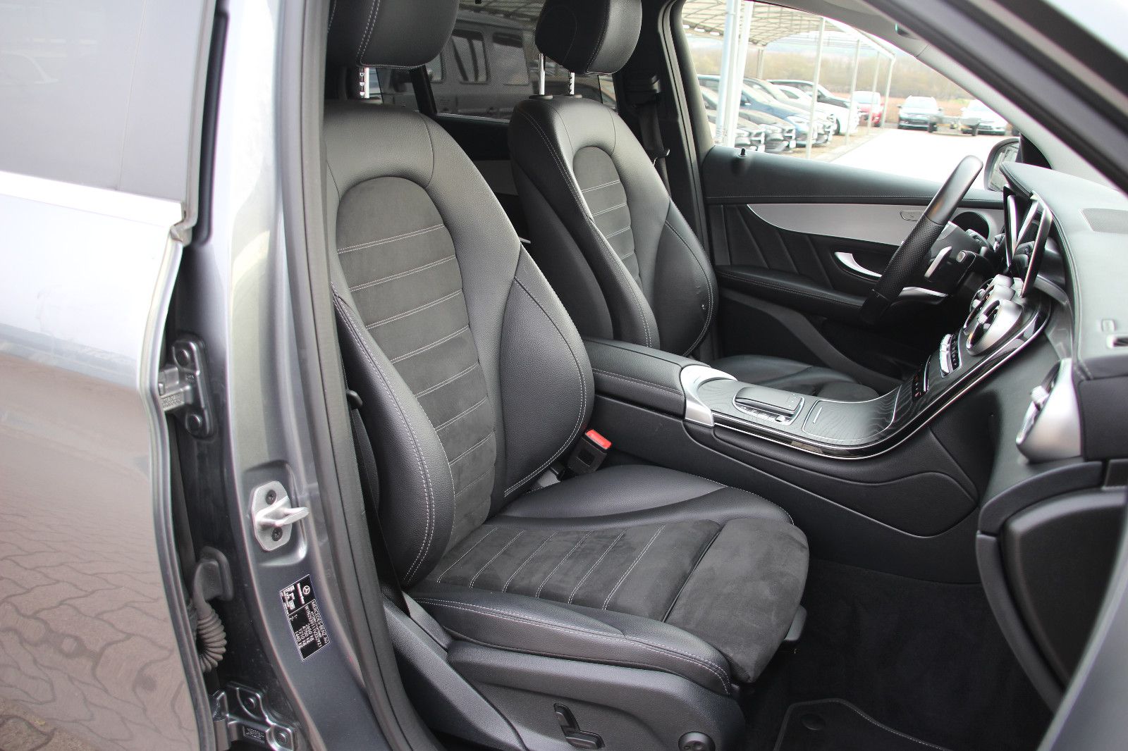 Mercedes-Benz GLC 300de 4Matic AMG-Line LED/HUD/DigiTacho/1HD foto 24